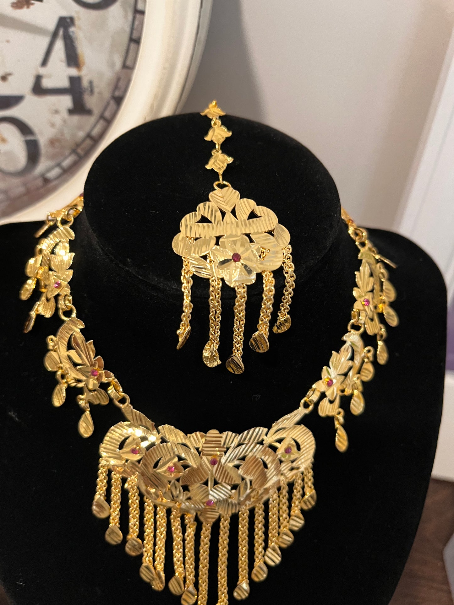 FMC167 - Gold plated Necklace Set