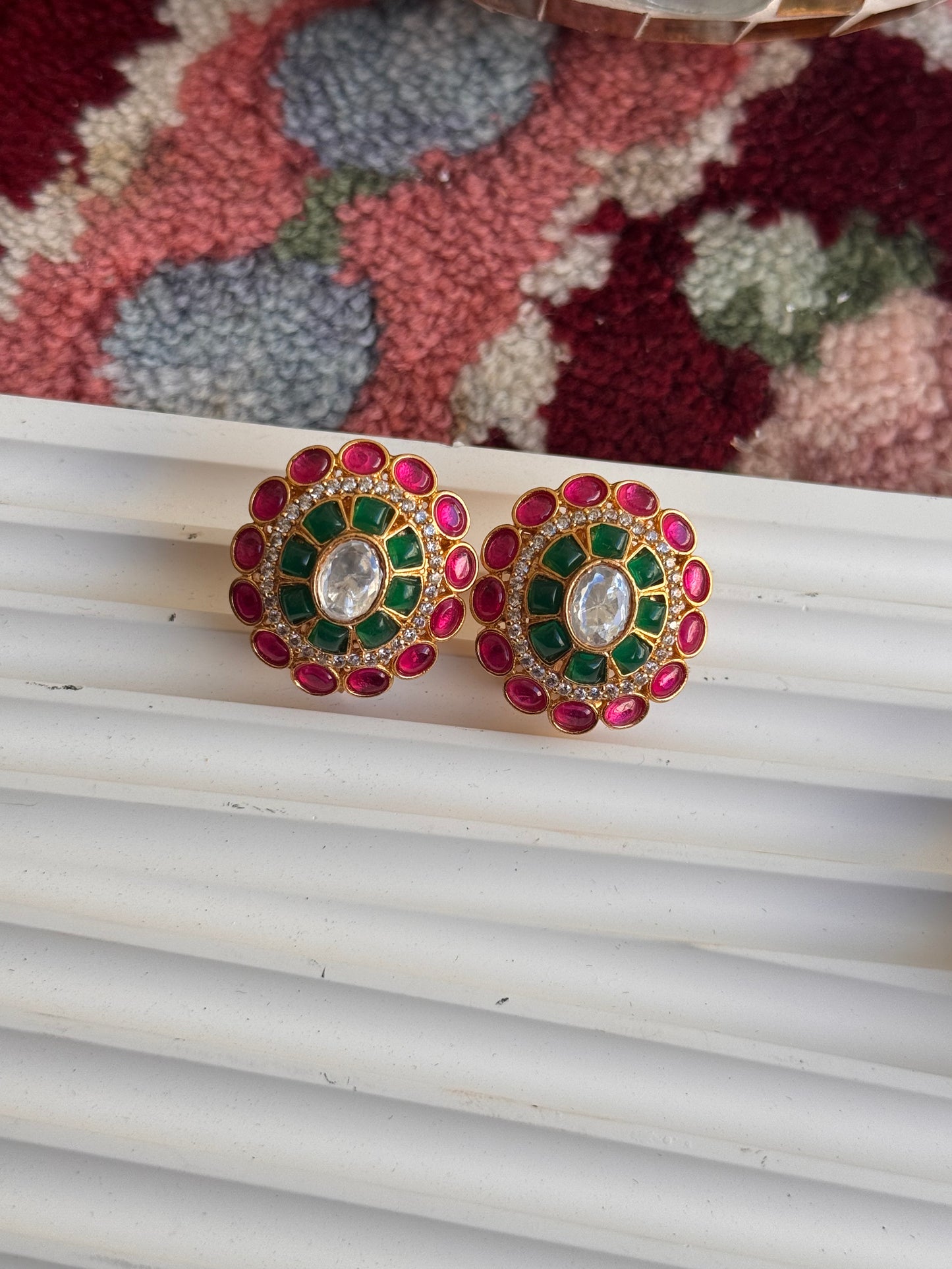 FMC780 - Elegant Stud Earrings