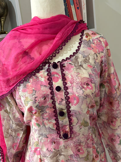 Pure Tabby Silk Printed Suit