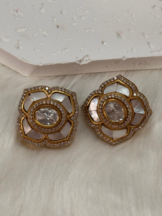 FMC764 - Uncut Stud Earrings