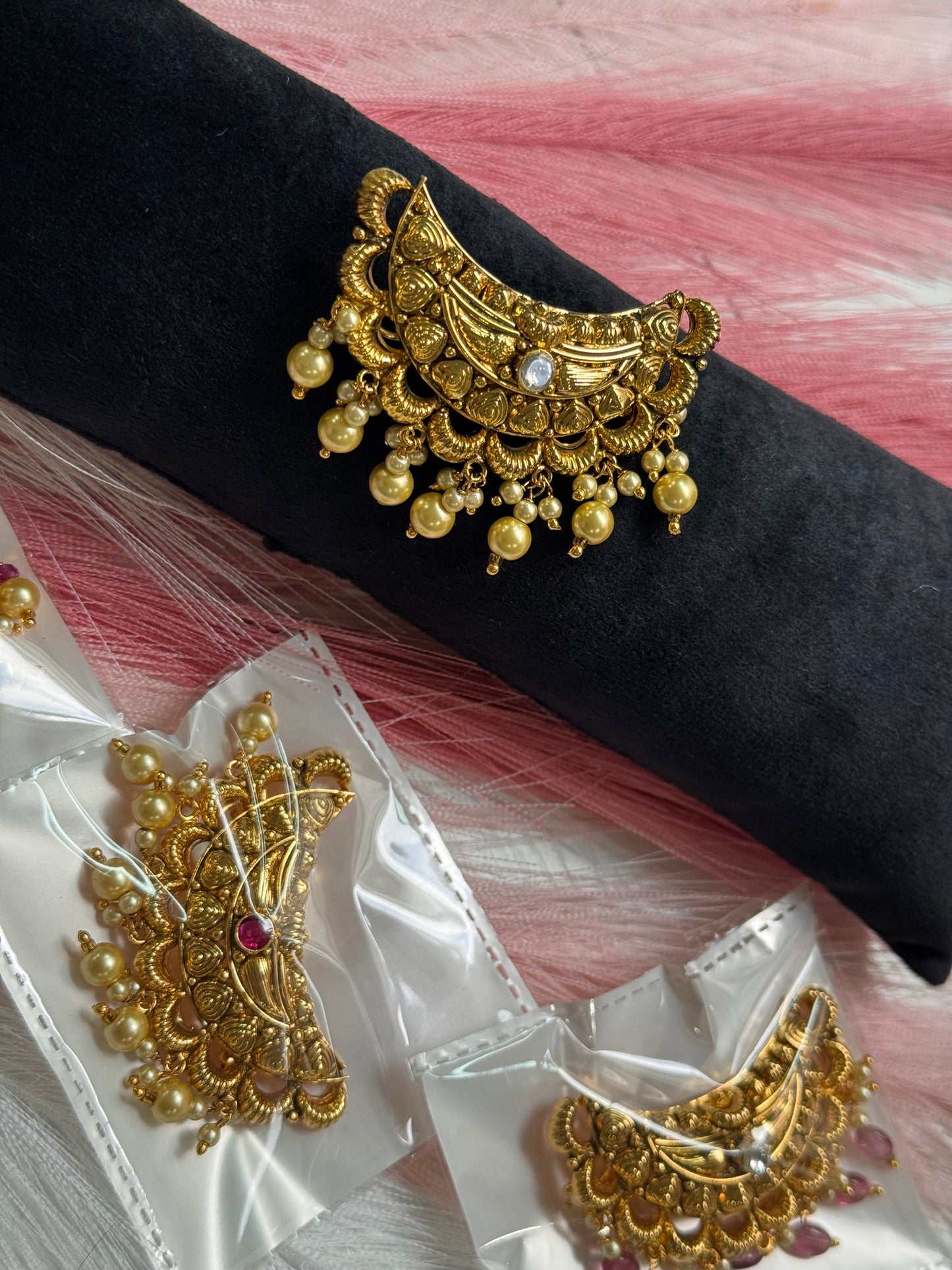 FMC1021 - Antique Gold Plated Hair Clip