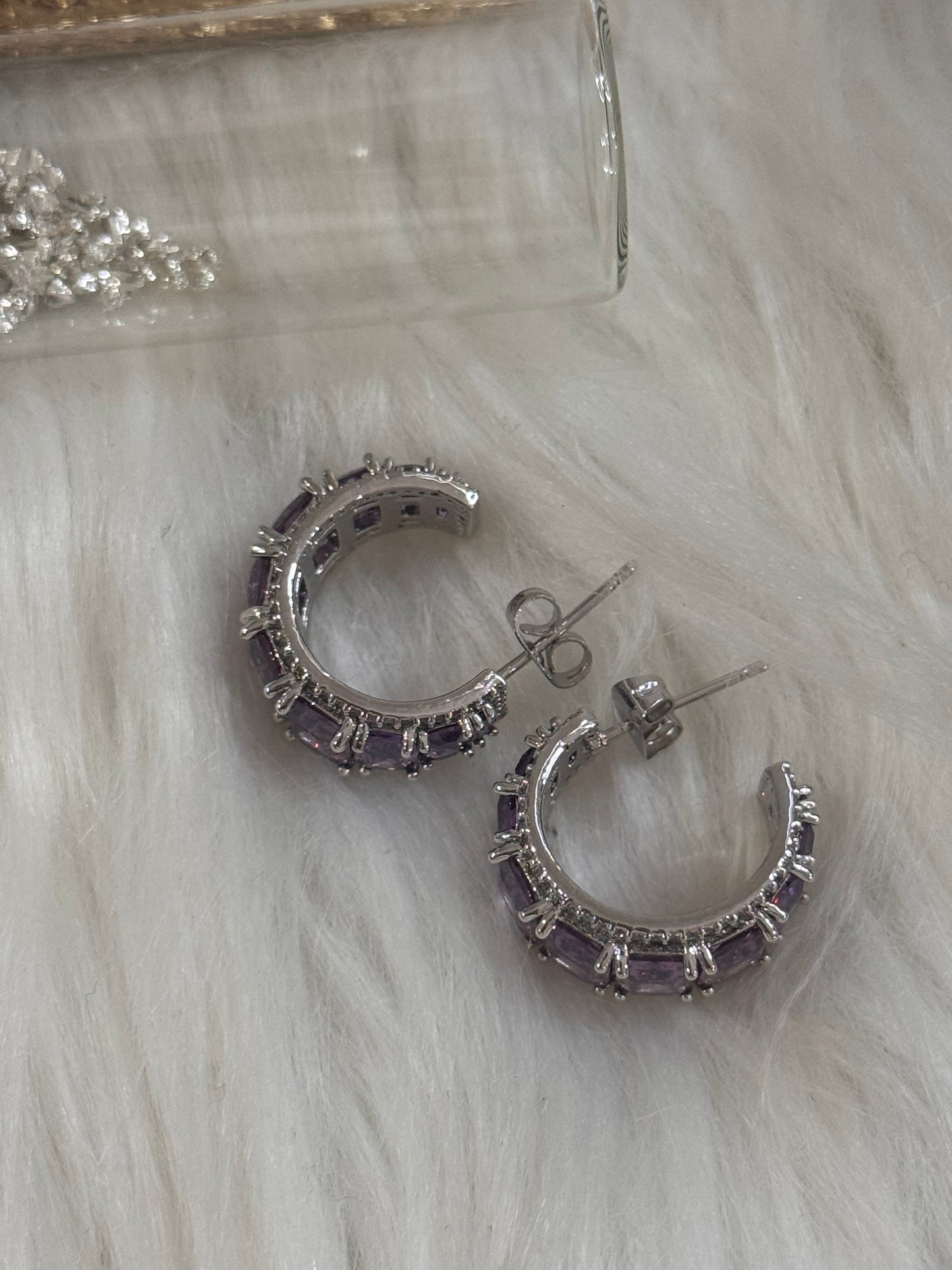 FMC970 - WGP Stud Style Hoops