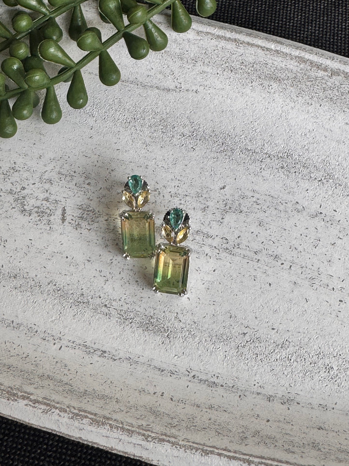 FMC325 - Doublet Earrings