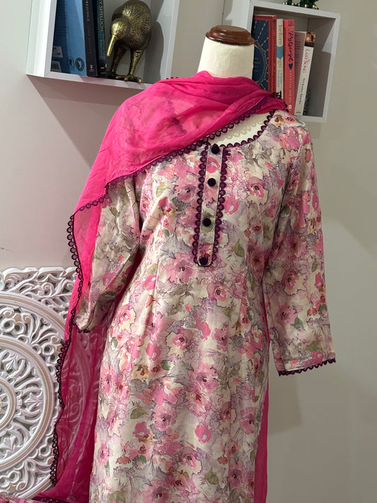 Pure Tabby Silk Printed Suit