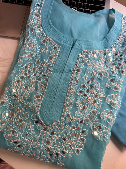 SB073 - Lucknowi Kurti