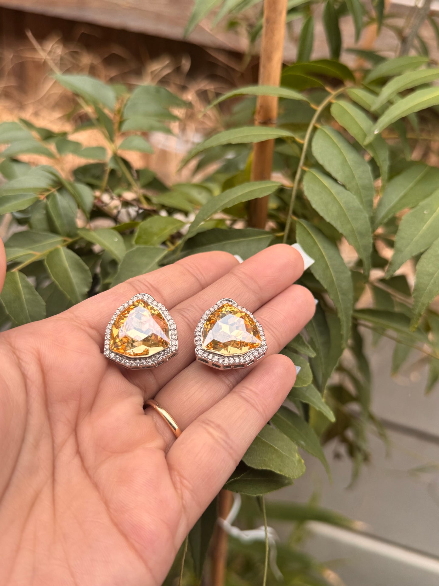 FMC650 - Swarovski Stud Earrings