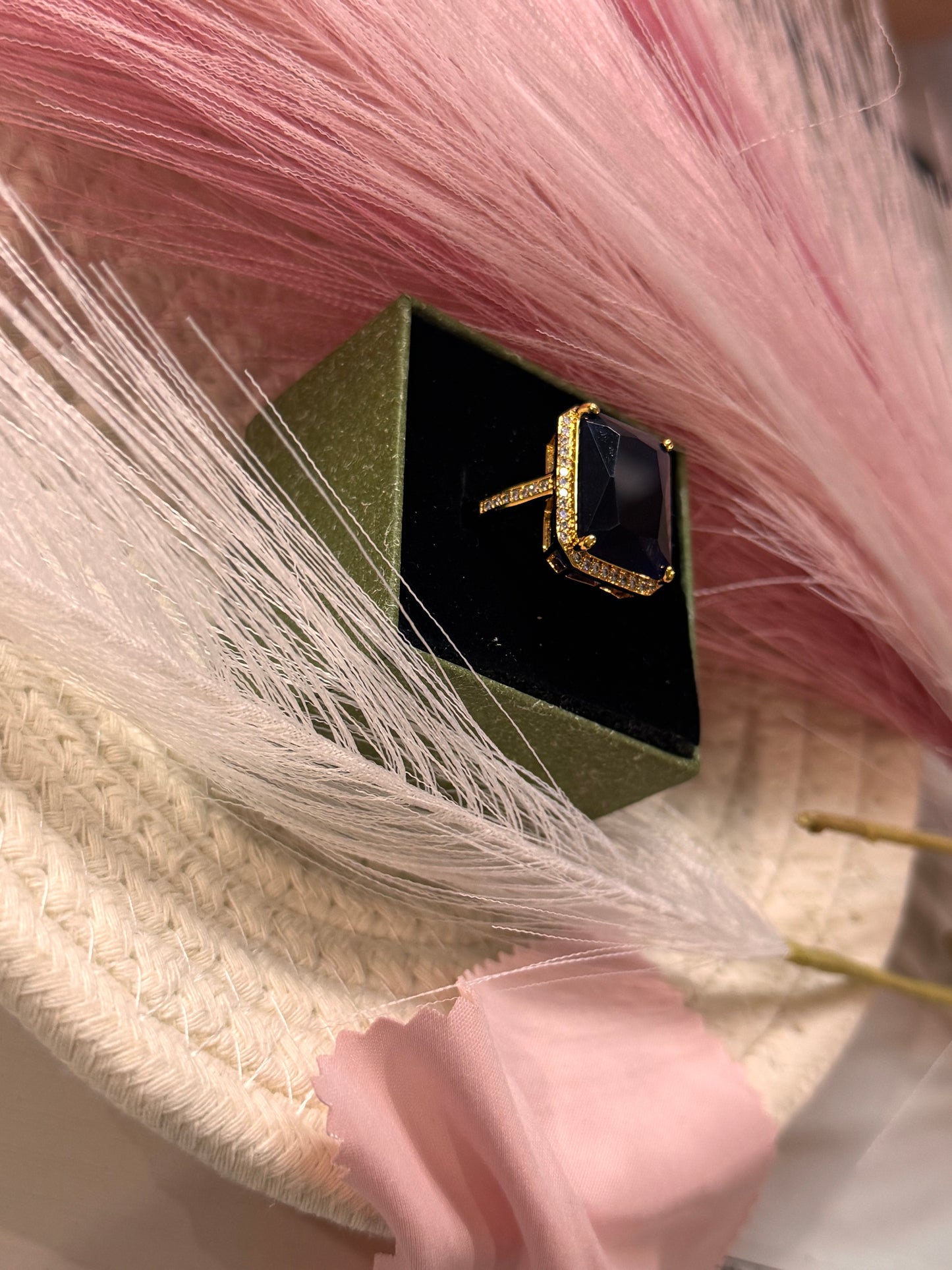 FMC864 - Statement Gold Plated Ring