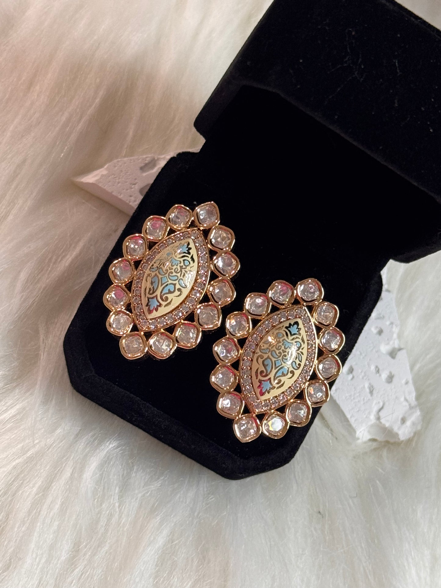 FMC864 - Uncut Kundan Stud Earrings