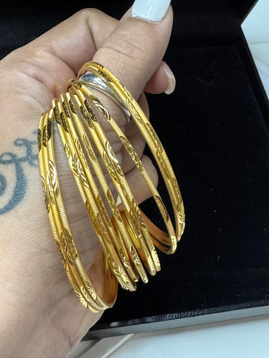 FMC2521 - Gold Foaming Bangles