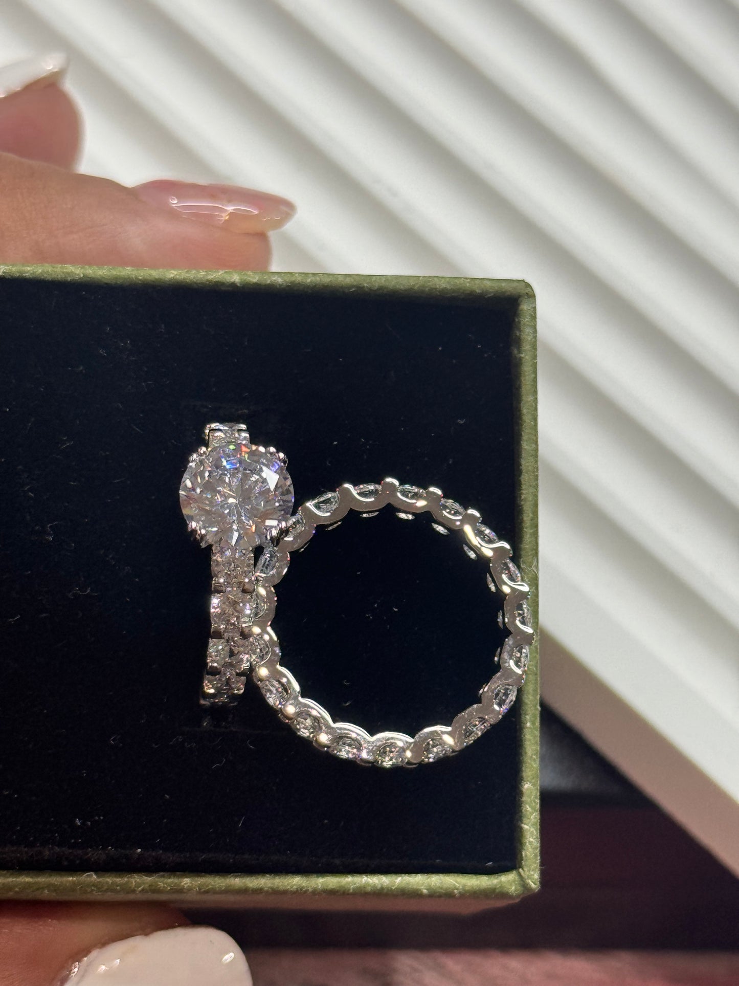 FMC879 - WGP Ring & Band