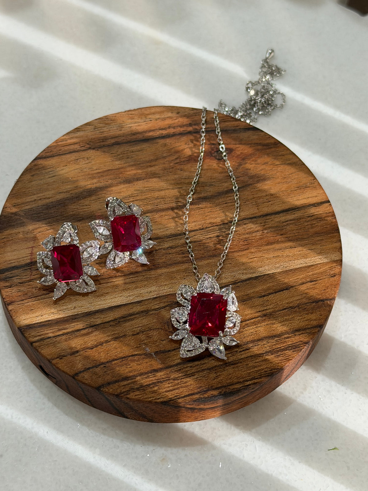 White Gold Plated Pendant Set