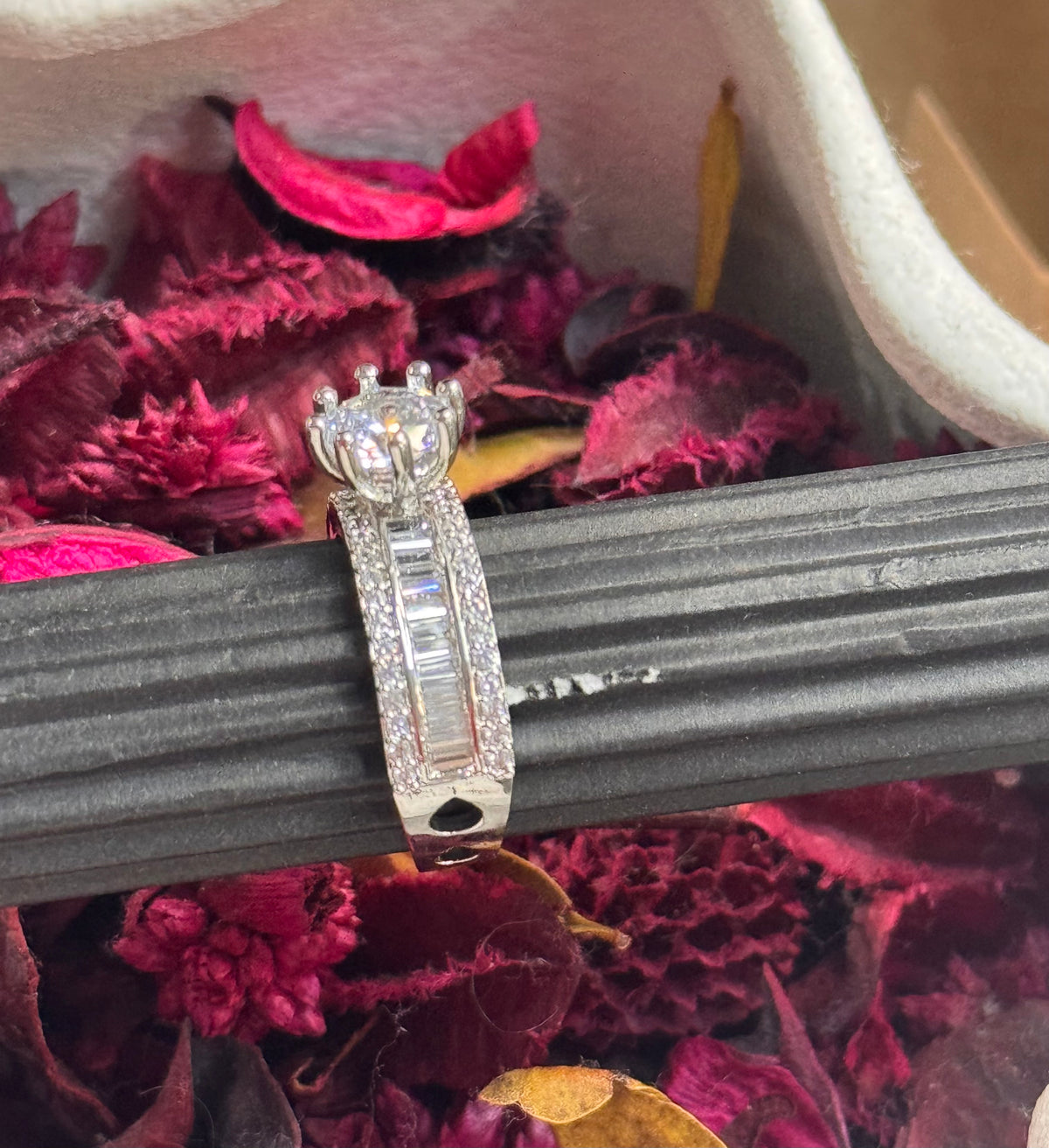 Ad Rind FMC294 - AD Ring – Fablemable Creations