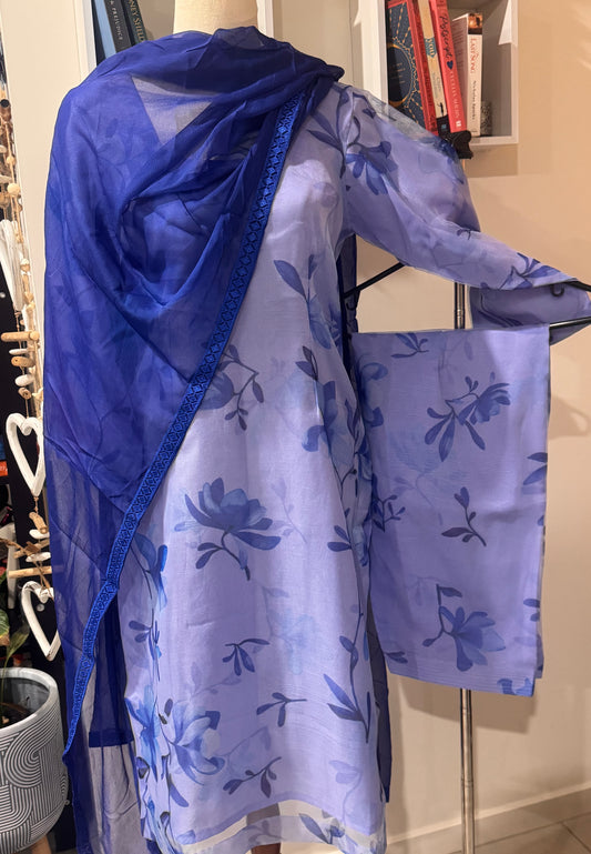 Printed Organza Salwar Suit