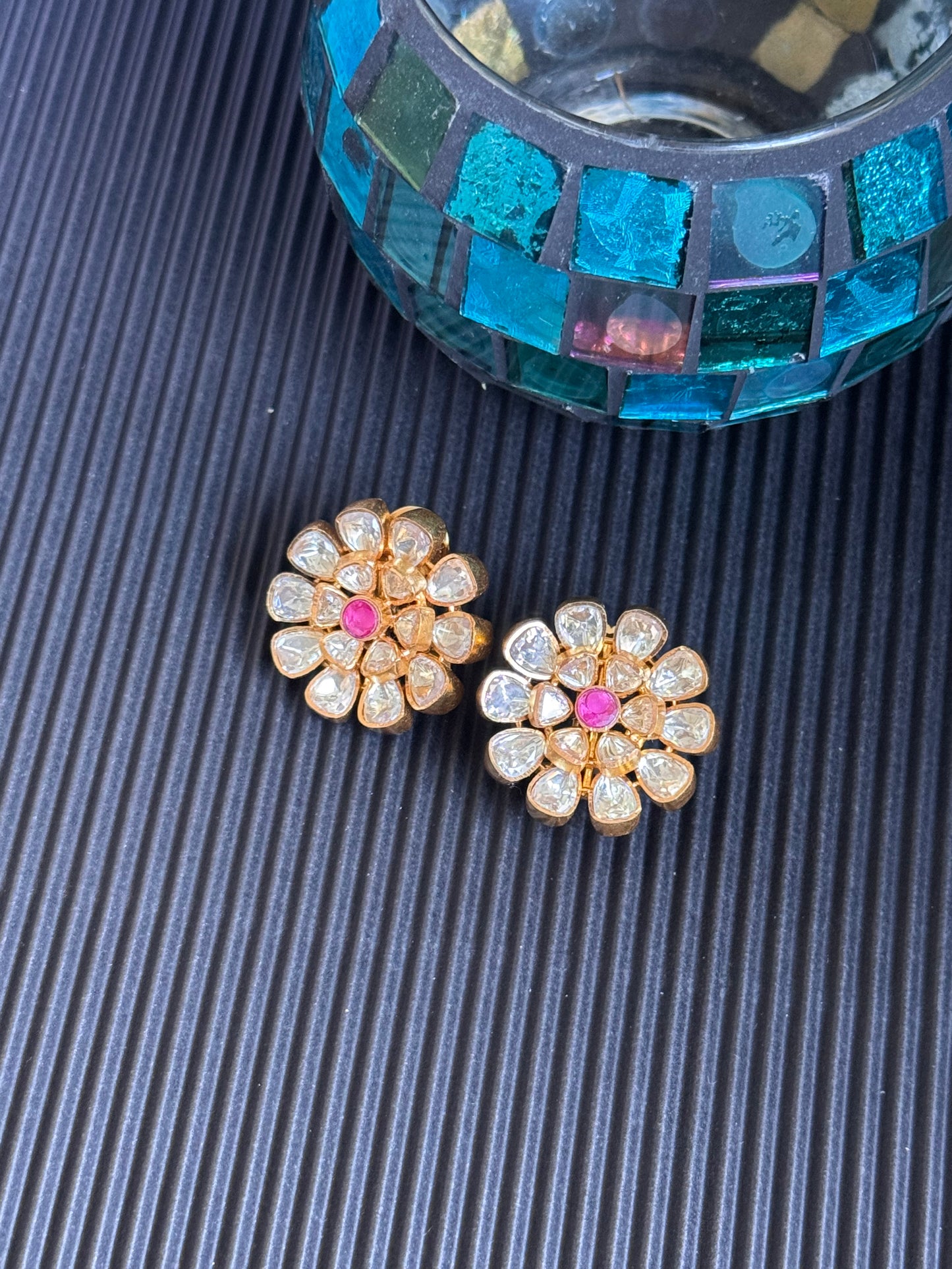 FMC1925 - 22 Cr Gold Plated Studs