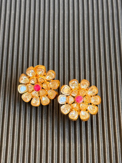 FMC1925 - 22 Cr Gold Plated Studs