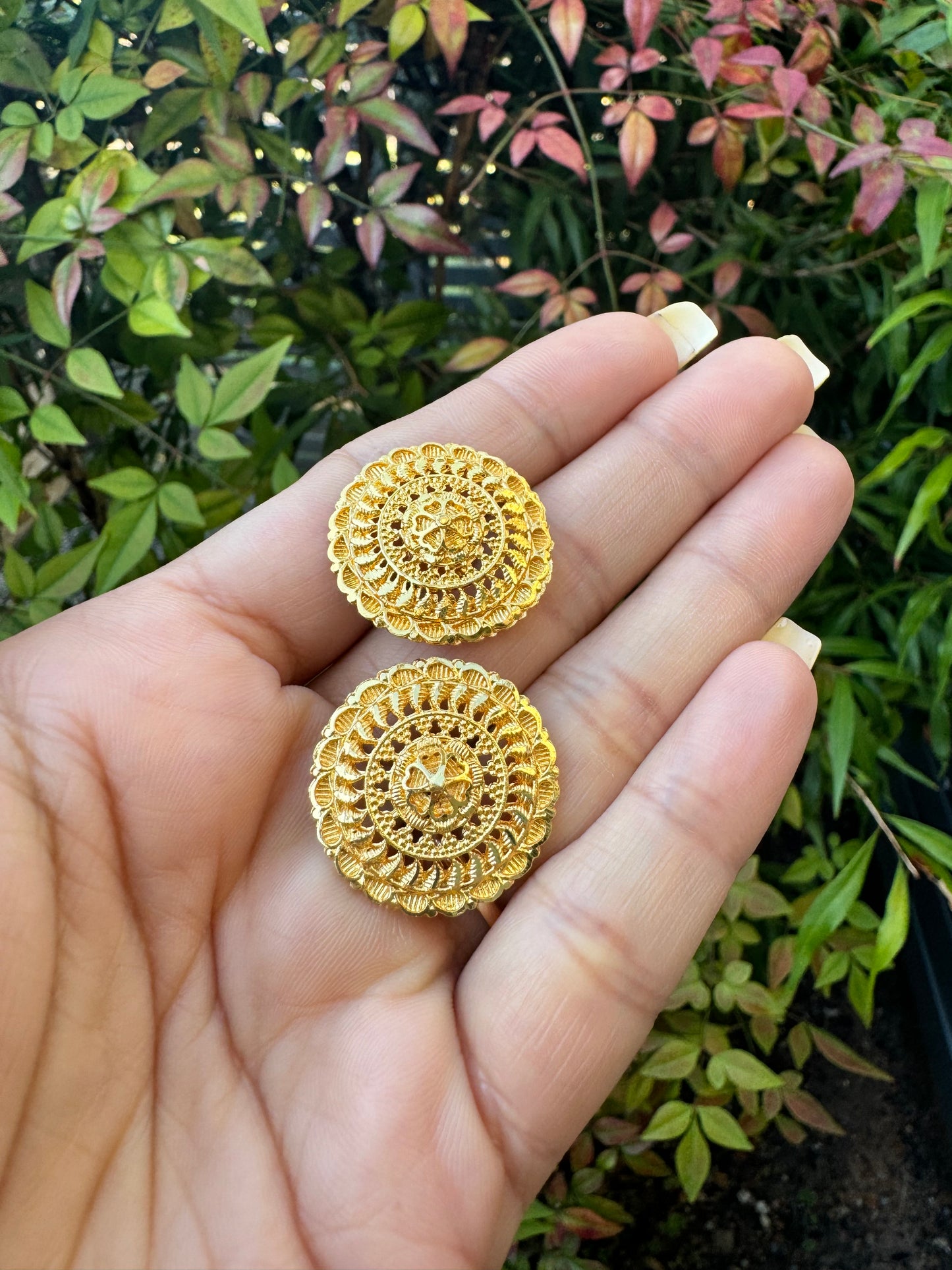 FMC0100 - Gold plated stud earrings