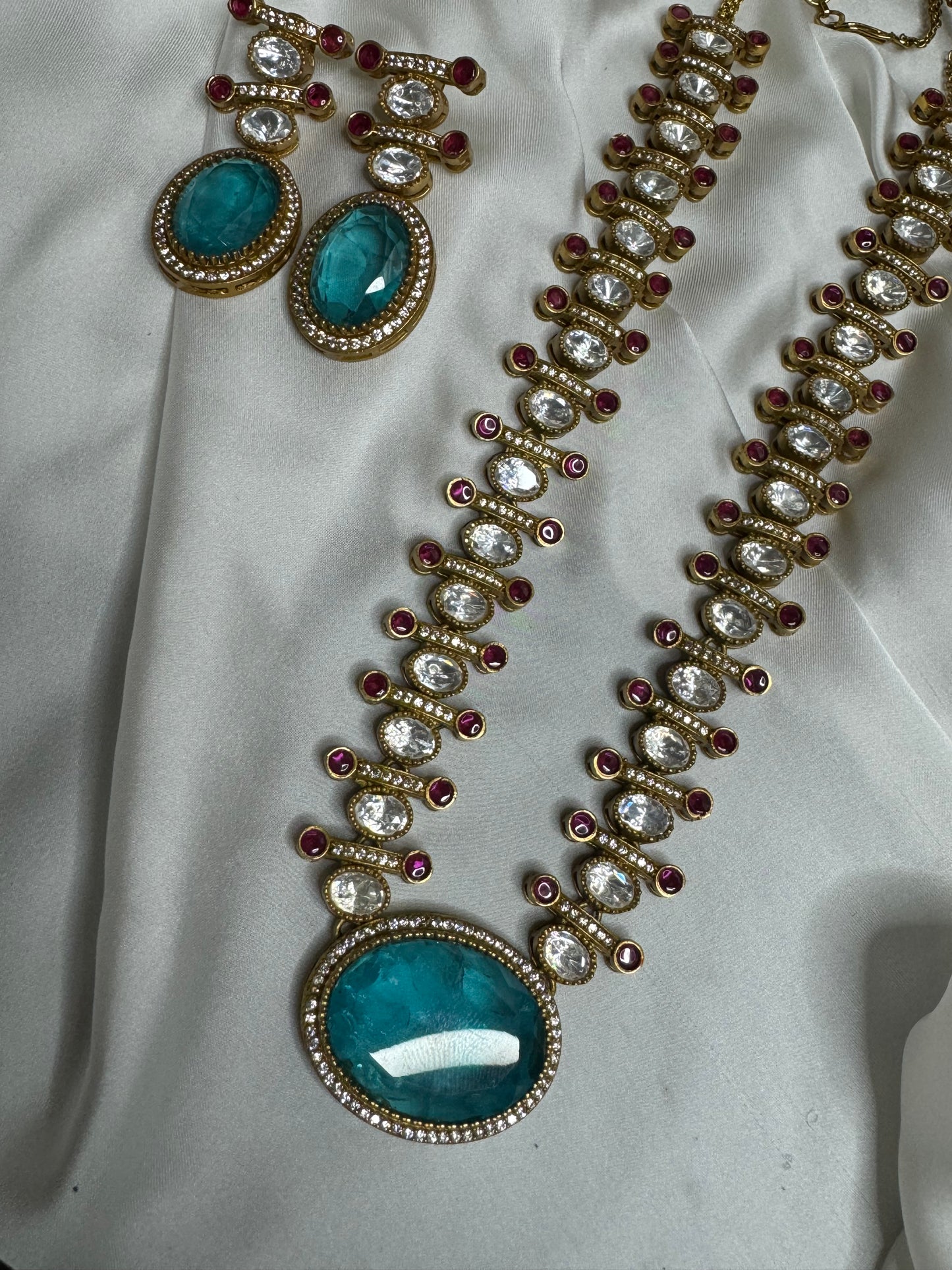 FMC2554 - Mossanite Kundan Necklace