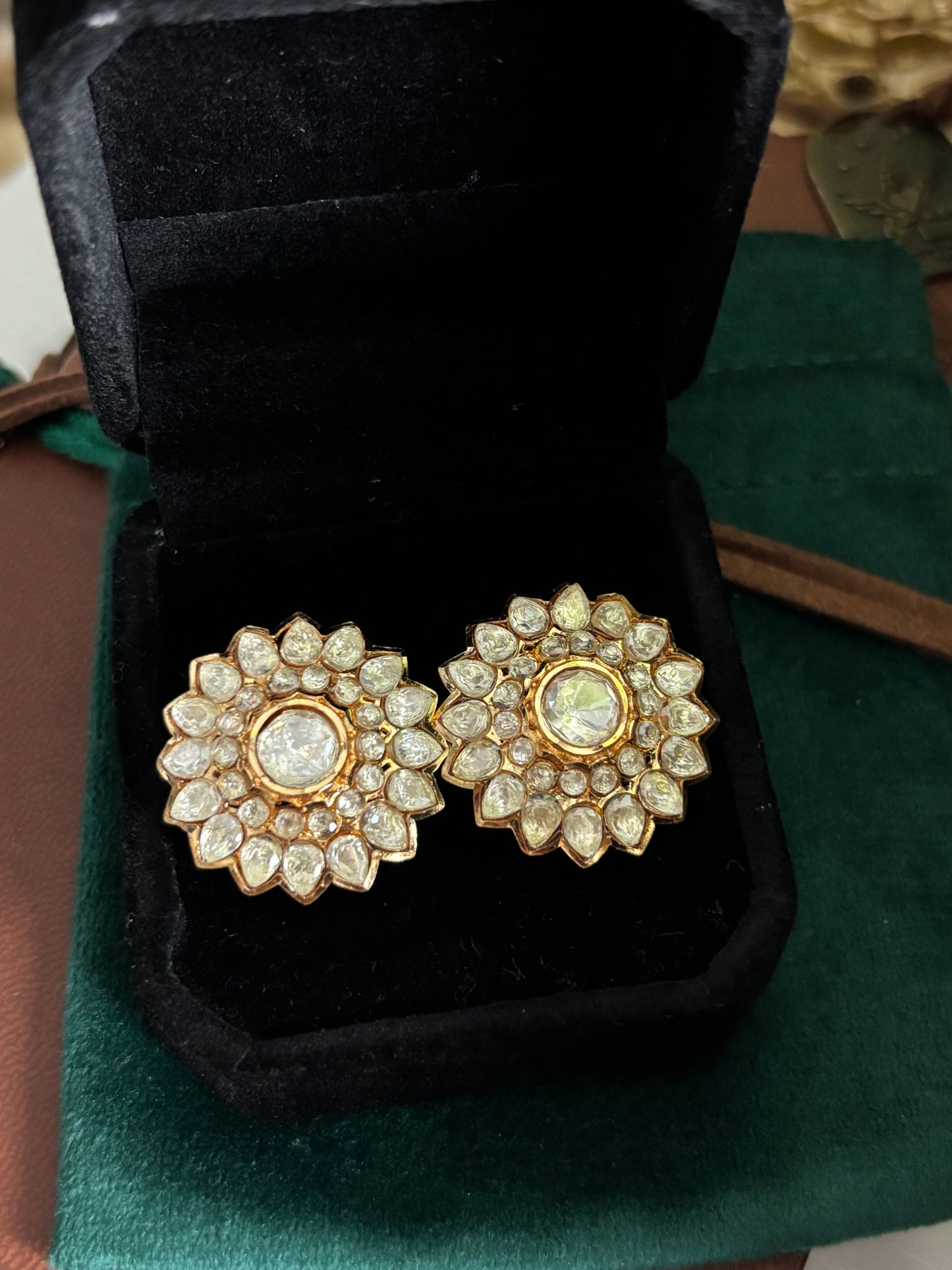FMC9802 - Mossanite Kundan Studs