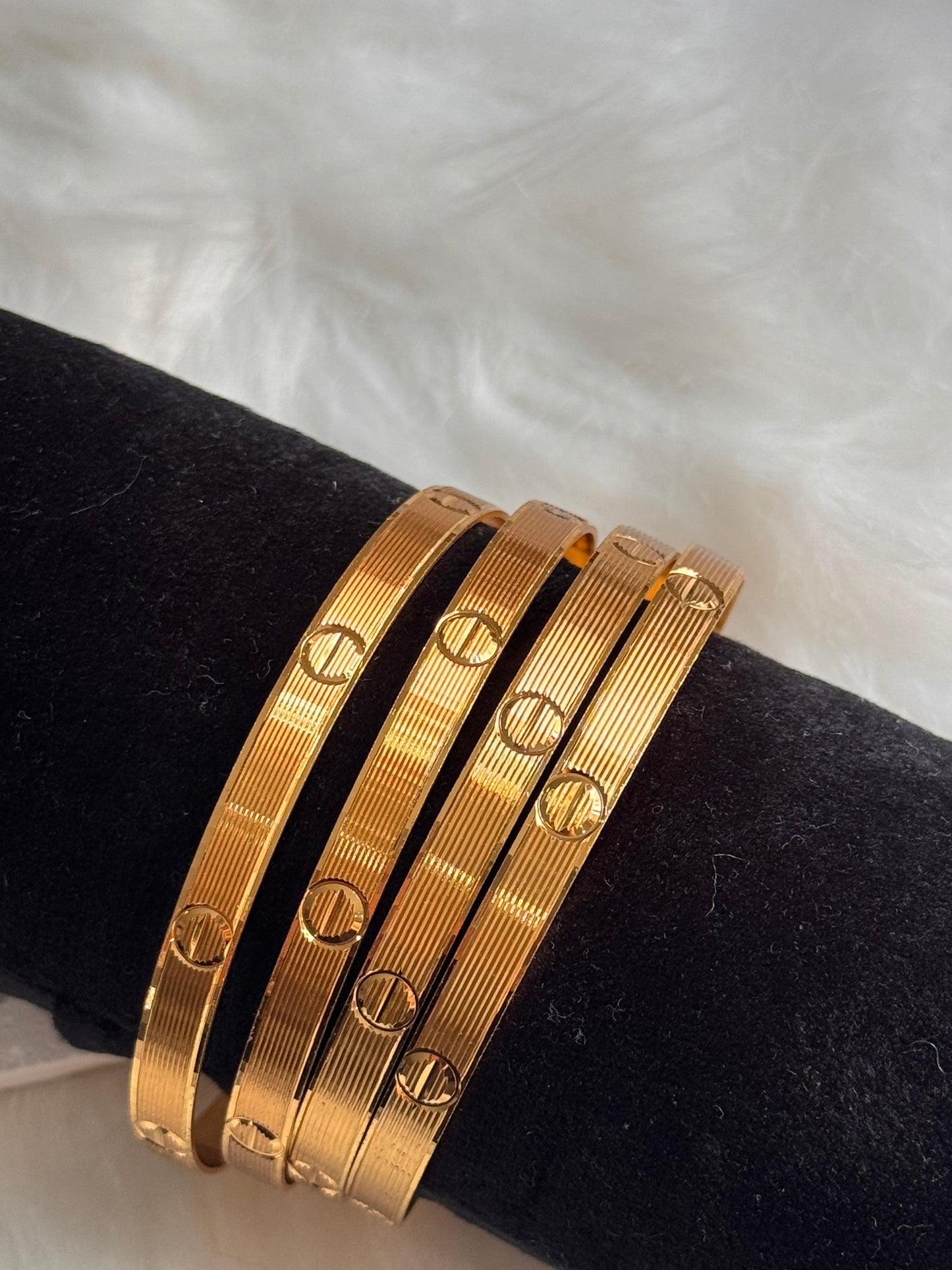 FMC2920 - Gold Foaming Kangan