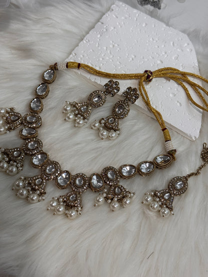 FMC656 - Kundan Necklace