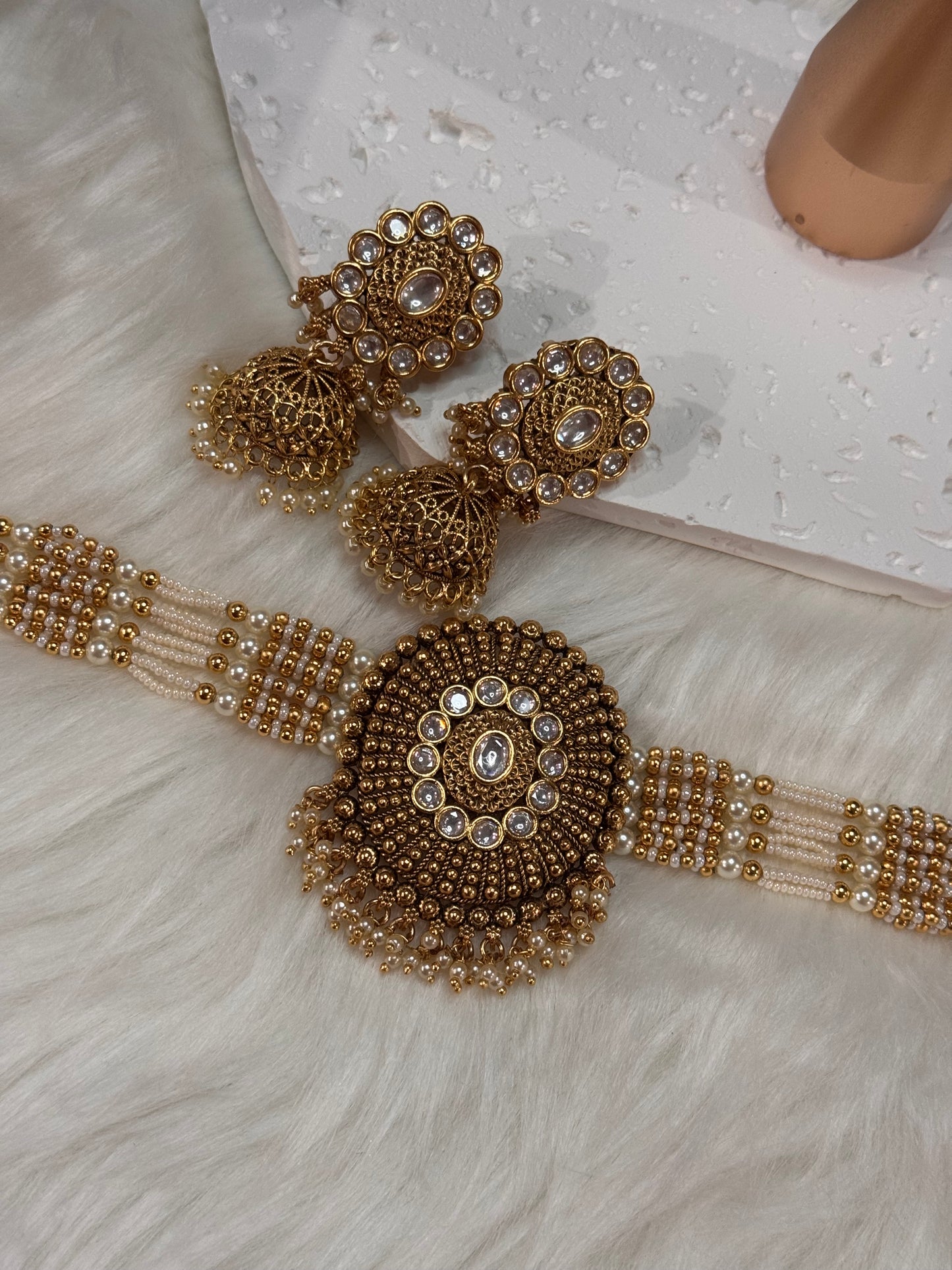 FMC2490 - Chokar Necklace