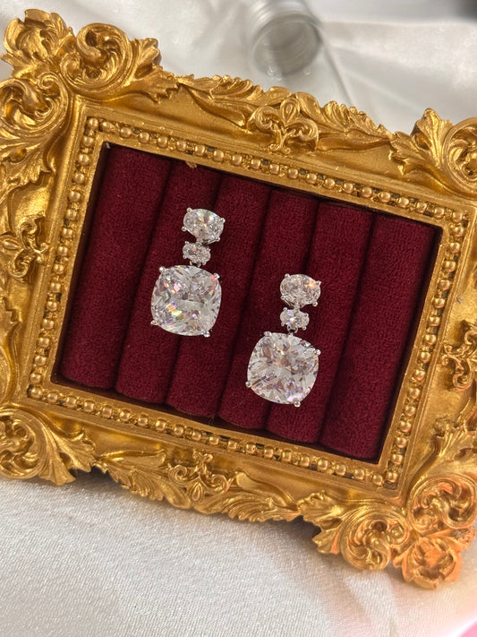 FMC943 - WGP Diamond Like Stud Earrings