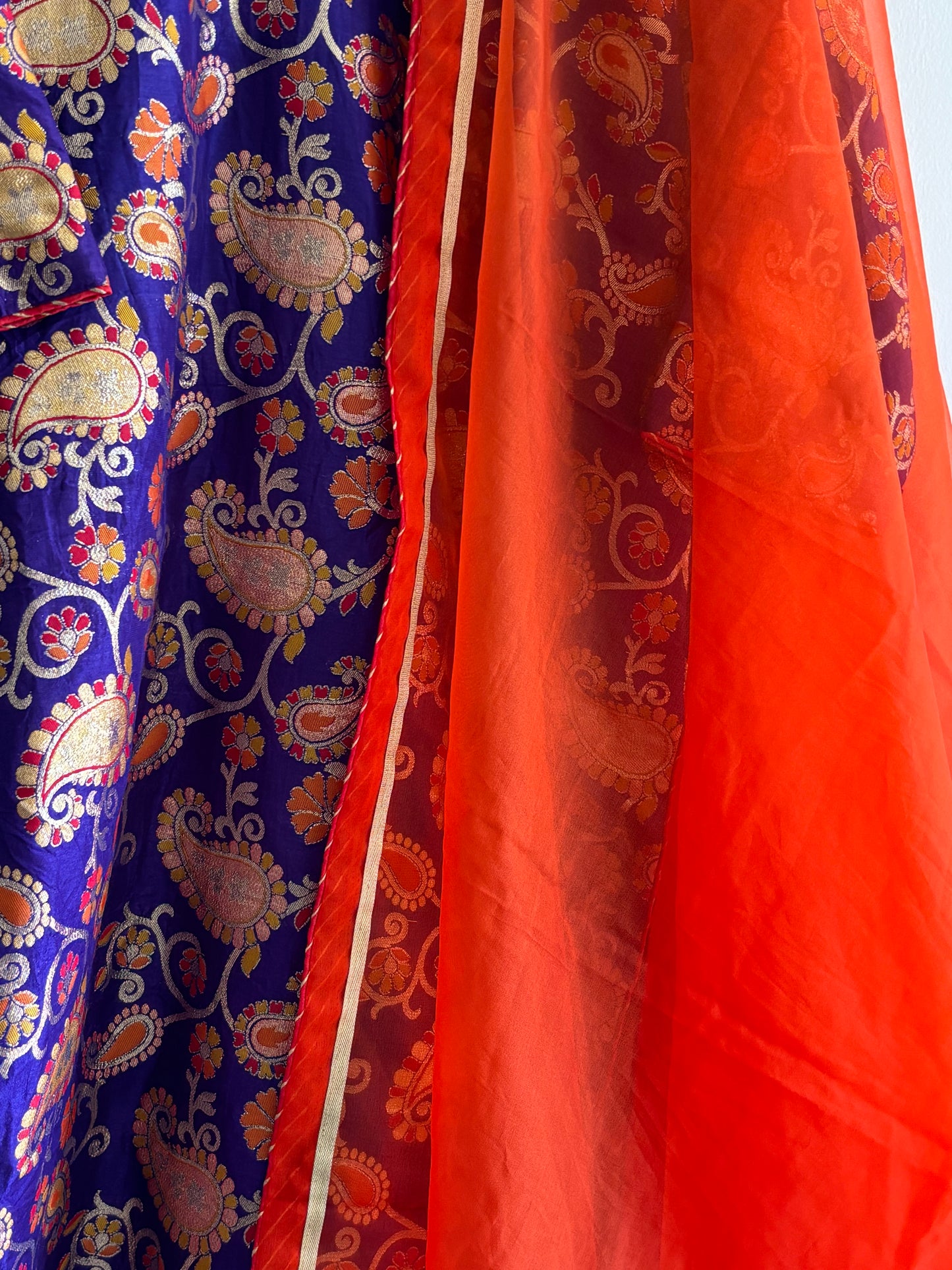 Kheen Khaab Suit Set.