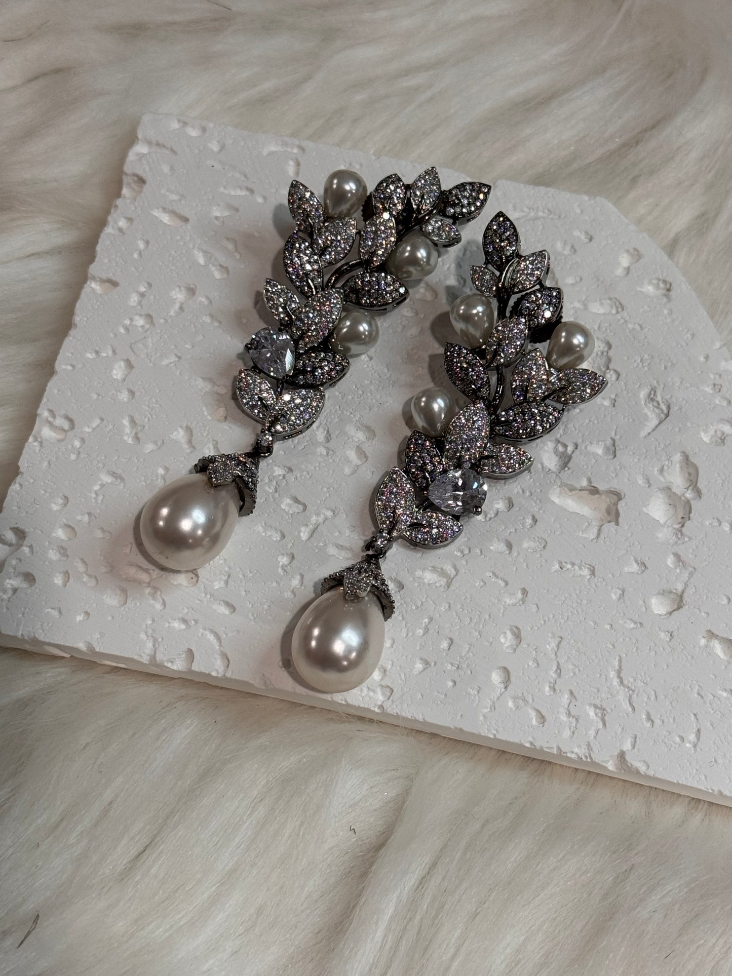 FMC268 - AD Earrings