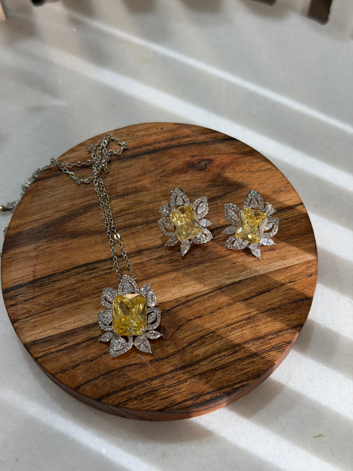 White Gold Plated Pendant Set