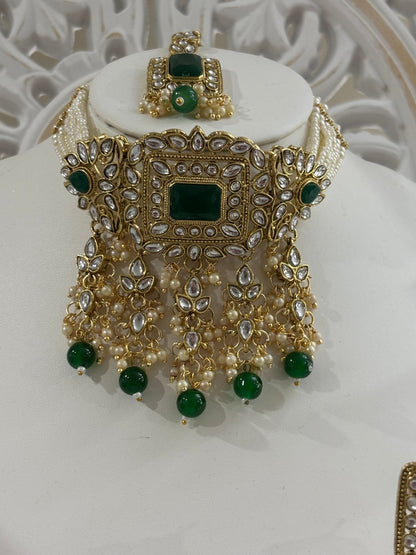 FMC468 - Kundan Choker Necklace with Jhumki & Tikka
