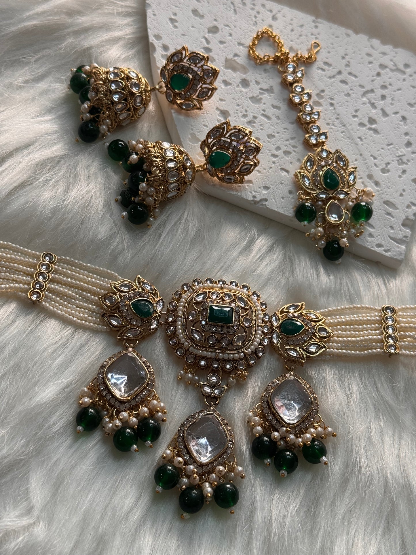 FMC525 - Kundan Chokar Necklace