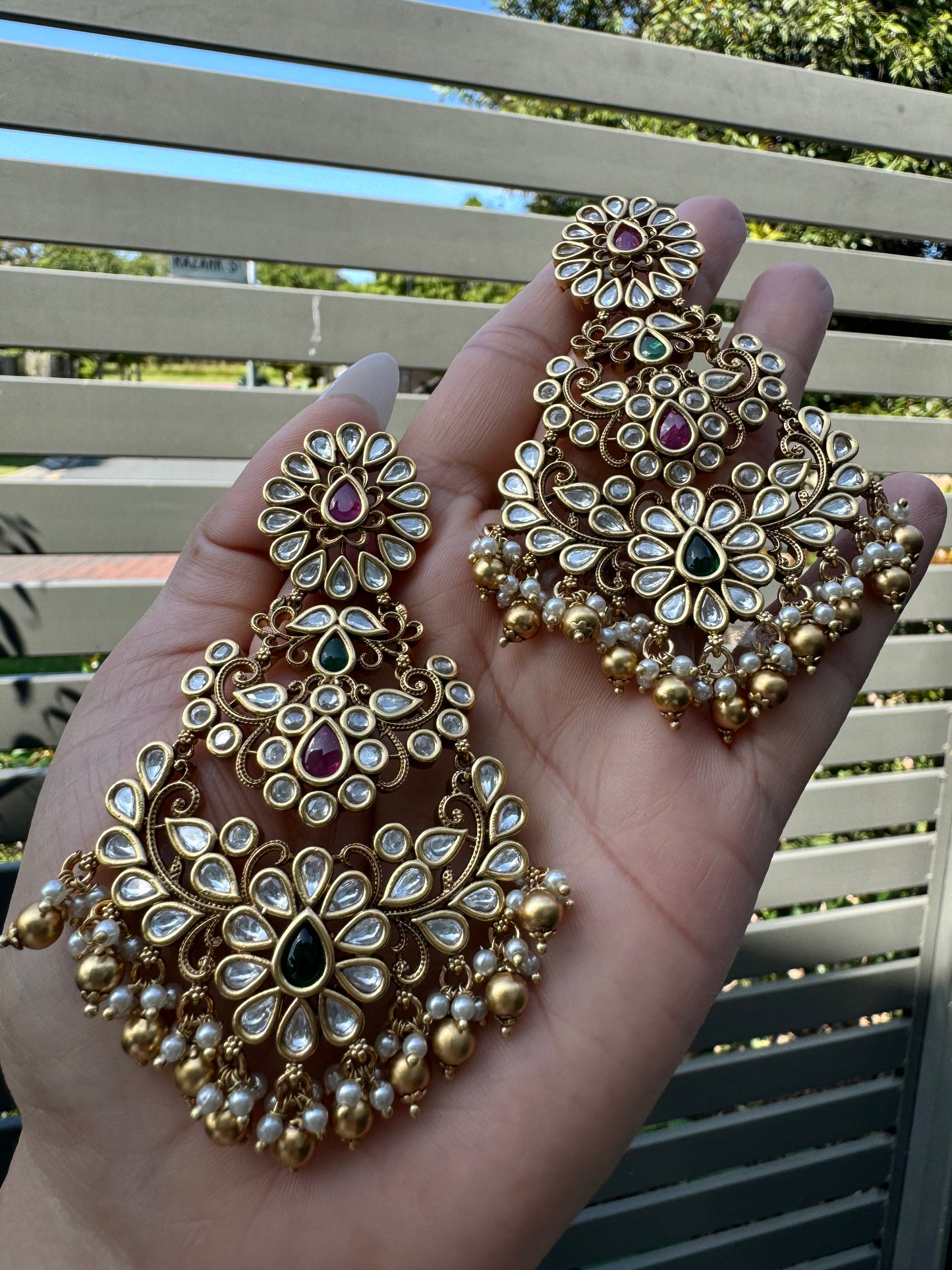 FMC2566 - Amarpali Uncut Earrings