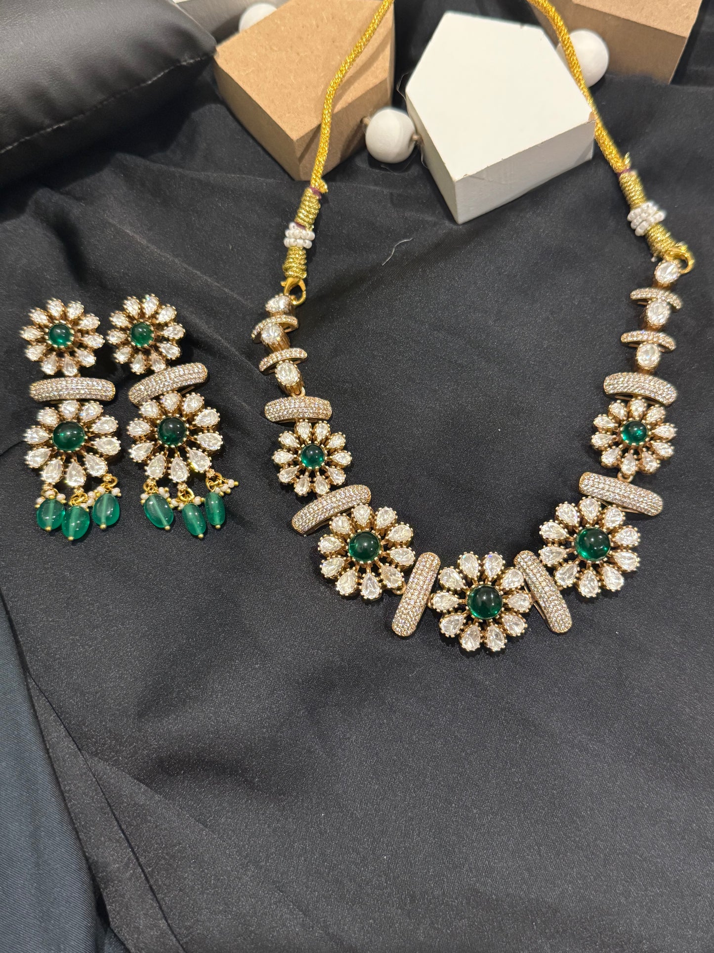 FMC3388 - Uncut Kundan Necklace