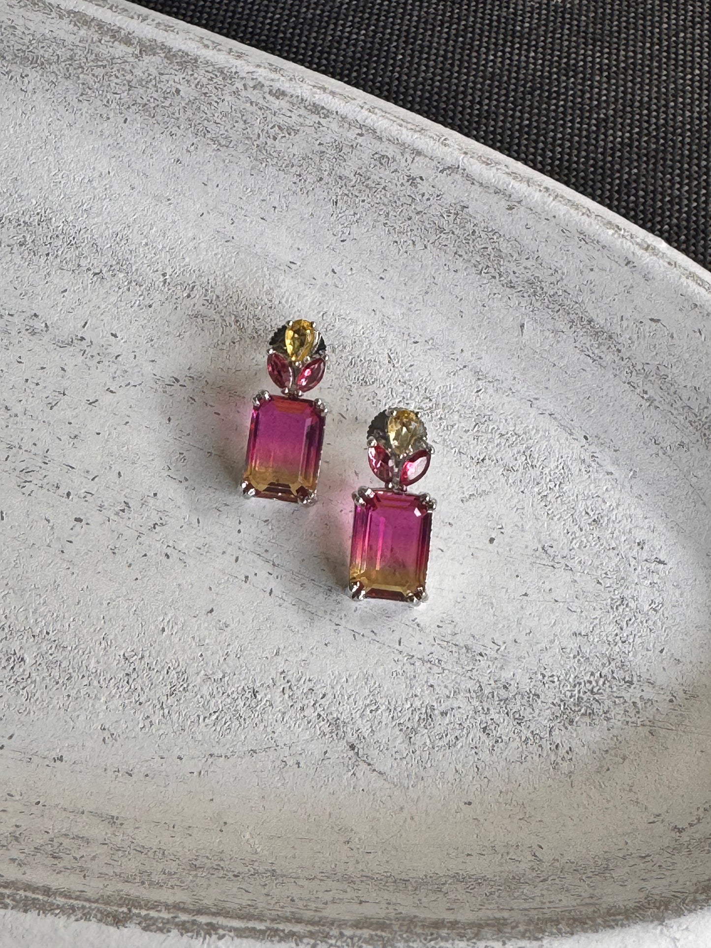 FMC325 - Doublet Earrings