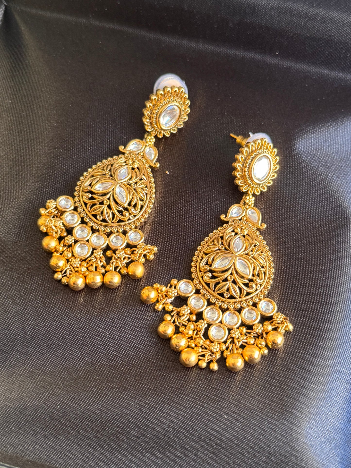 FMC1110 - Amarpali Gold Plated Earrings