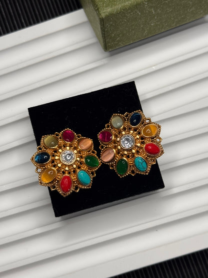 FMC645 - Stud Earrings