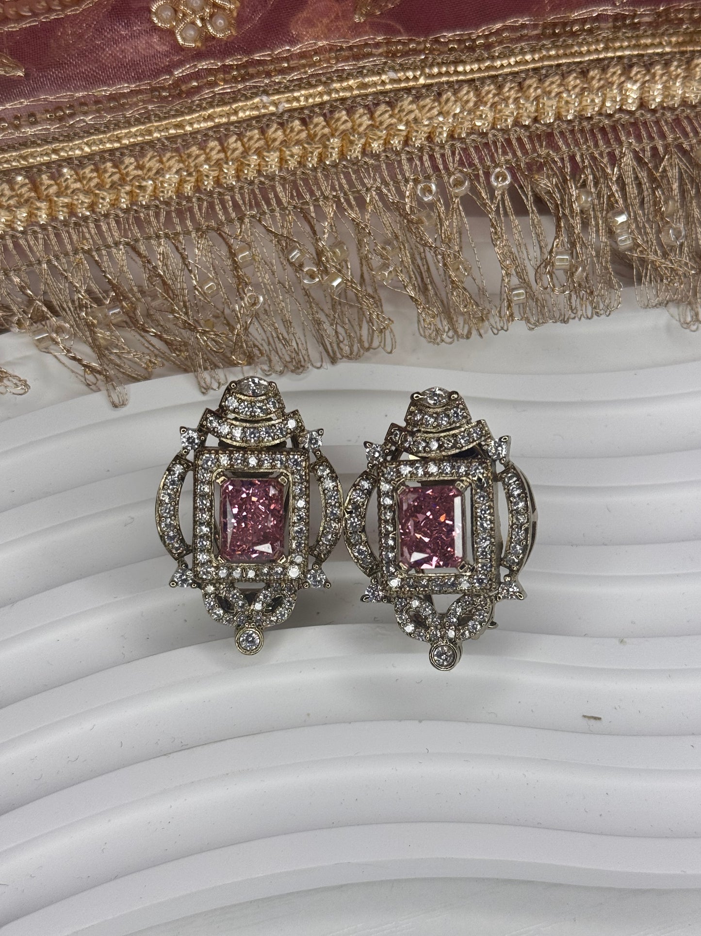 FMC1105 - Swarovski Studs