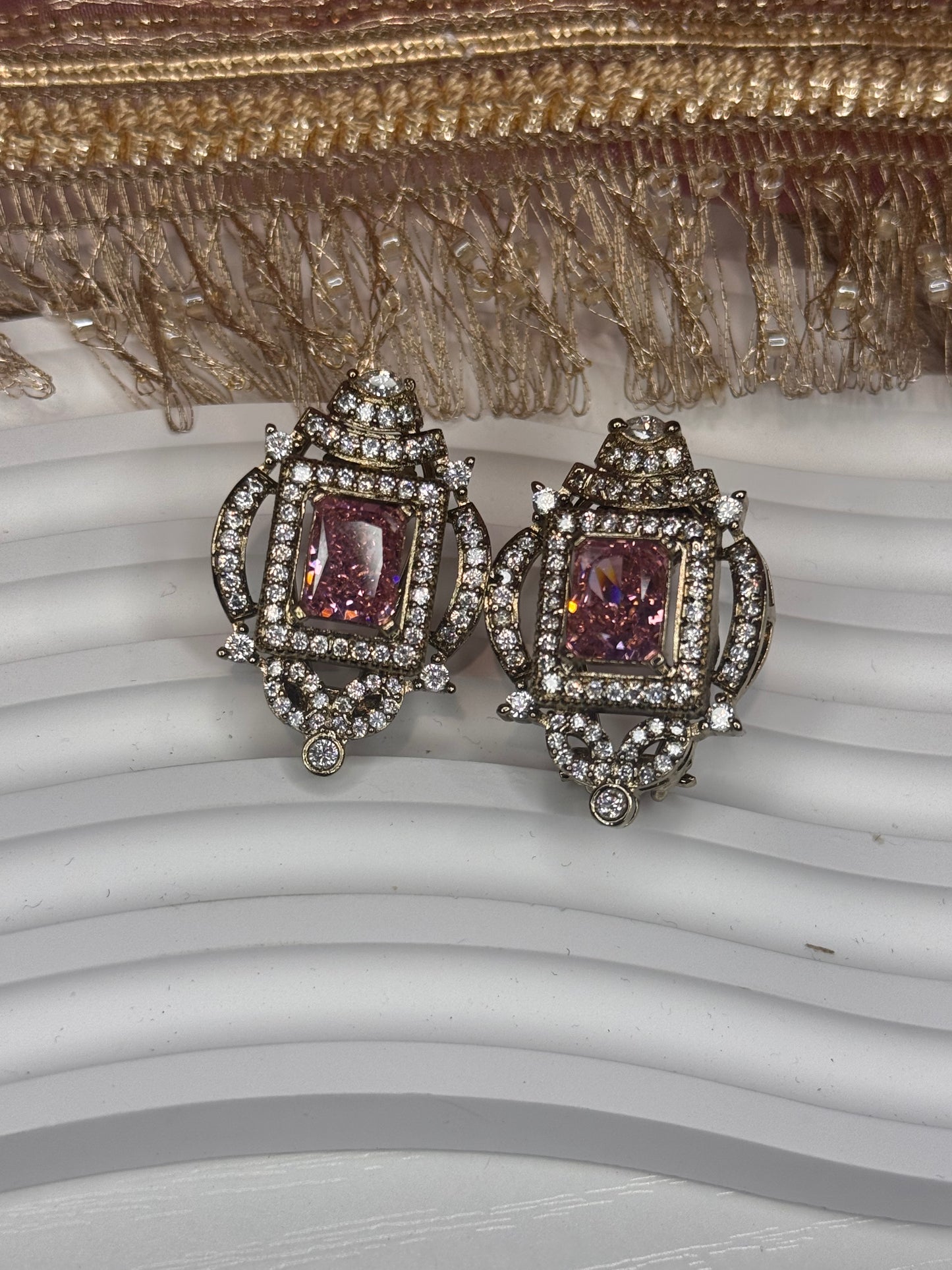 FMC1105 - Swarovski Studs