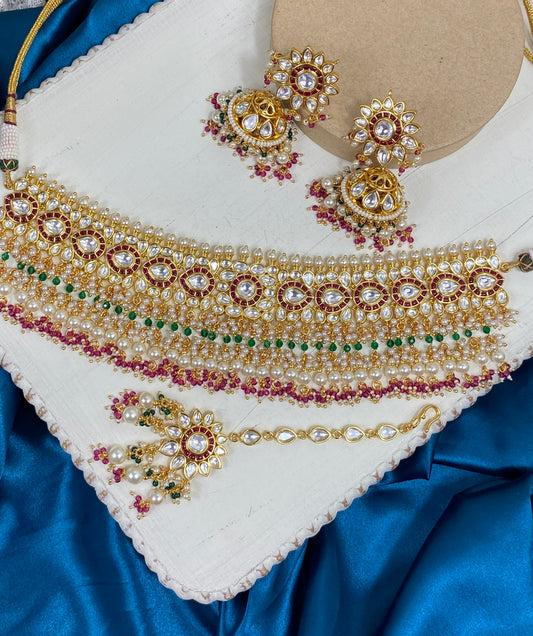 ANUSHKA - Uncut Kundan Necklace