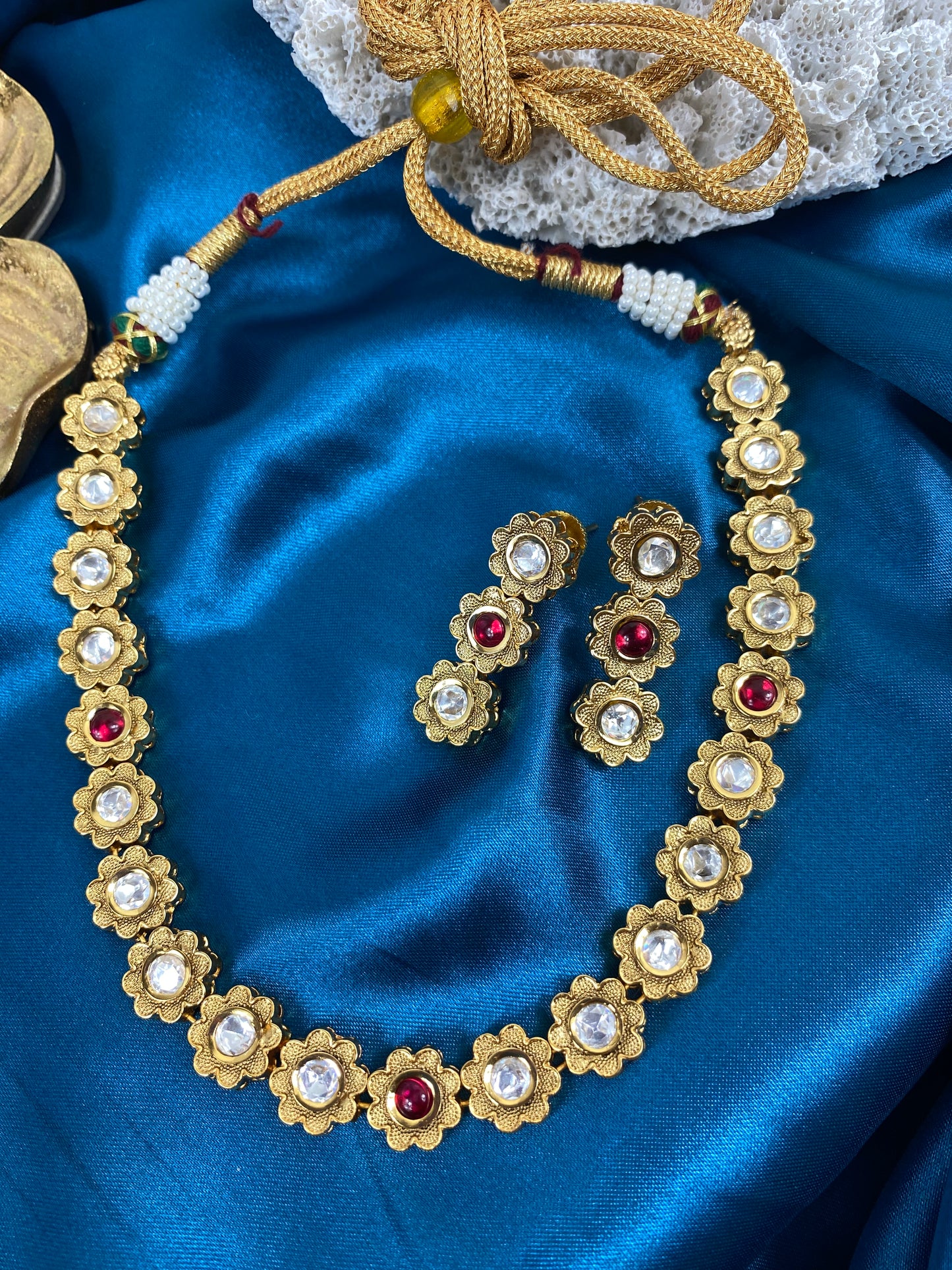 DOLMA - Uncut Kundan Necklace