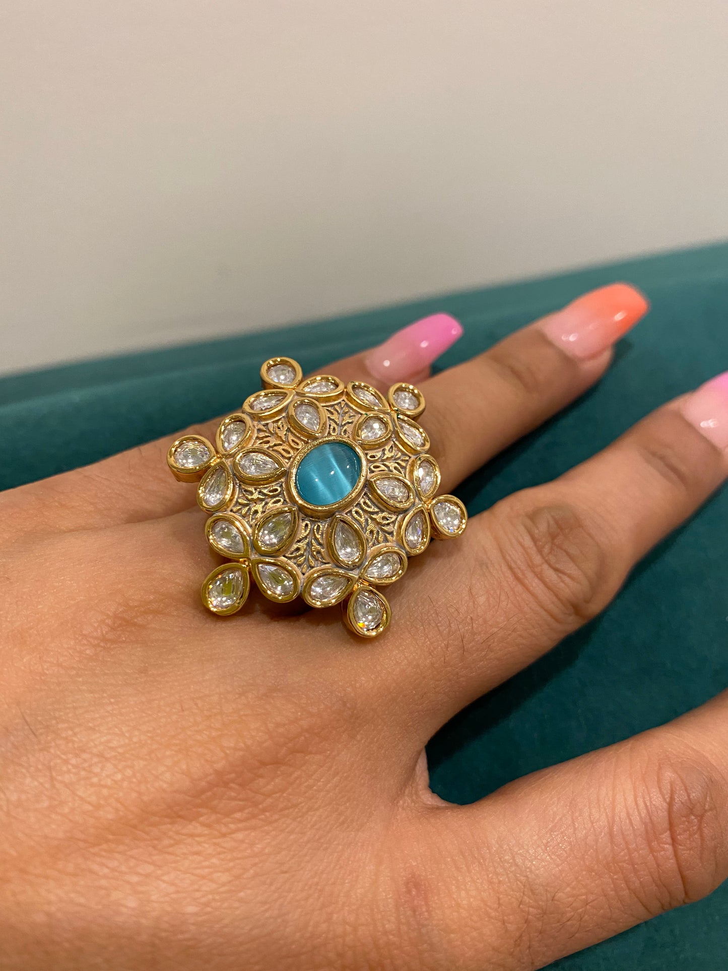 Babli - Uncut Kundan Ring