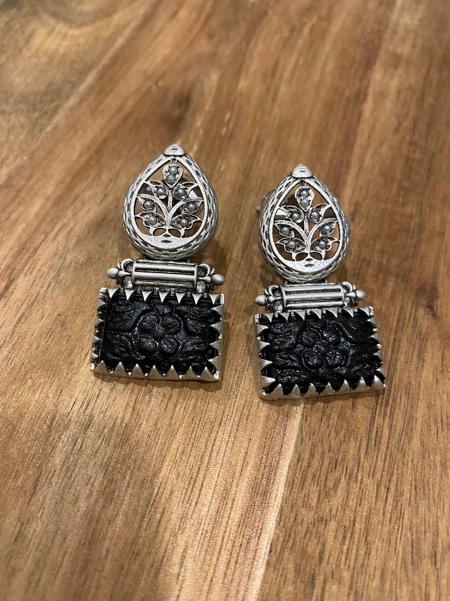 ANNO - Amarpali (Silver) Earrings