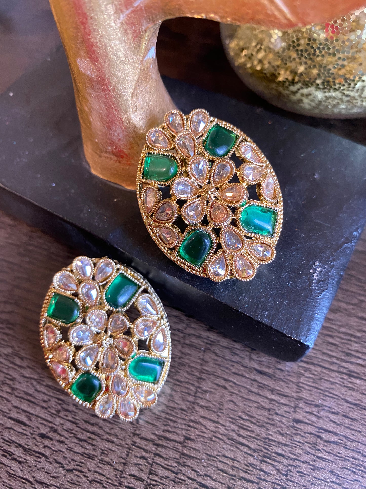 Palak - Stud Earrings