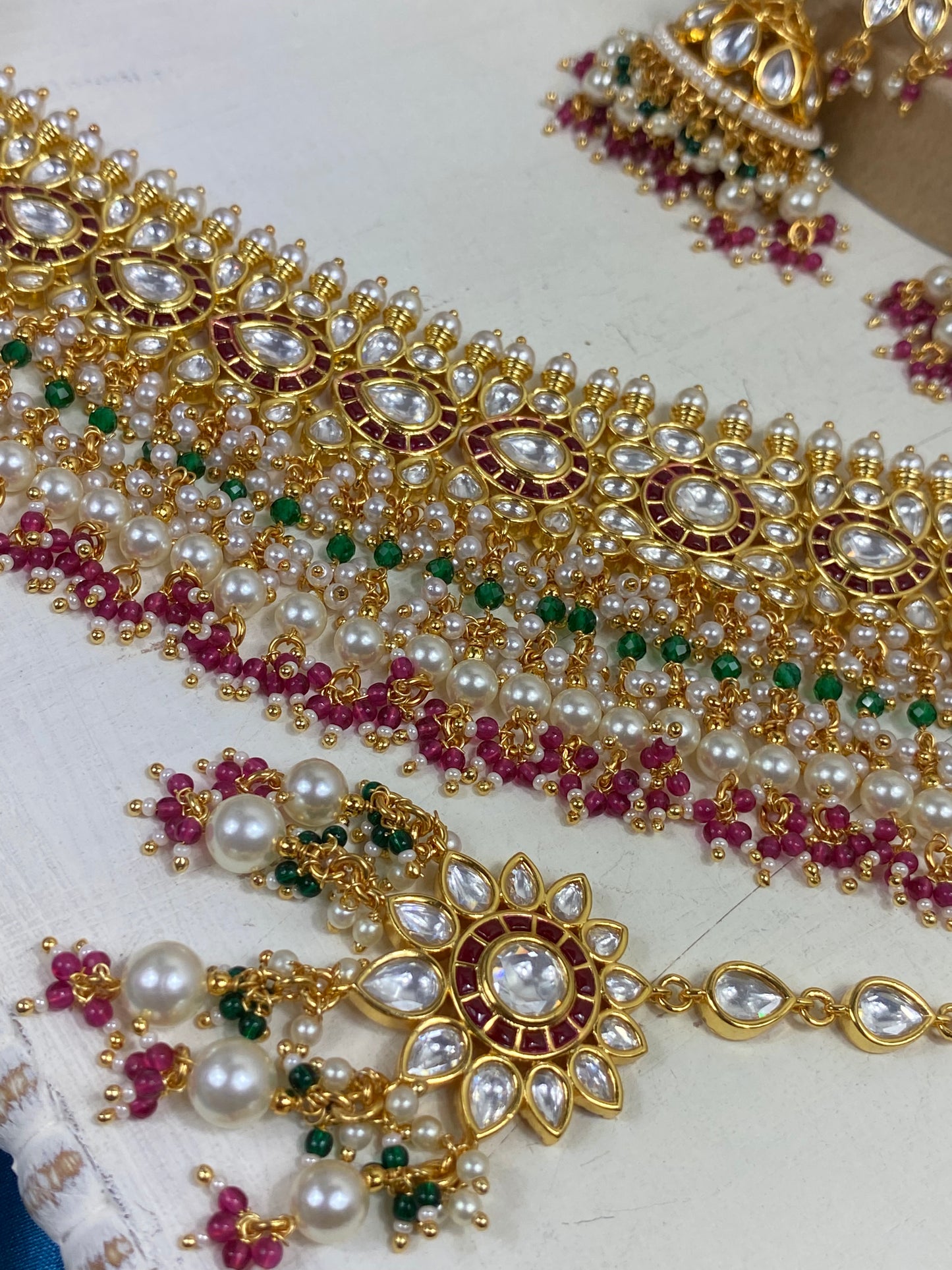 ANUSHKA - Uncut Kundan Necklace