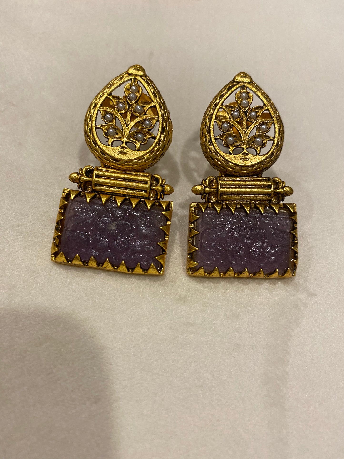 FMC1159 - Amarpali (Golden) Earrings