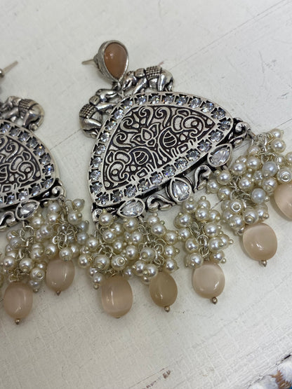 SAPAN - Uncut Kundan Earrings